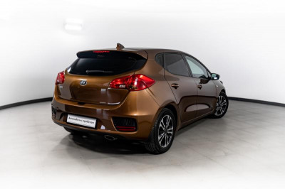 Kia ceed 1.6 AT (130 л. с.)