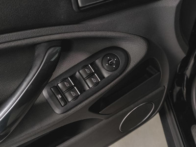 Ford Kuga 2.5 DuraShift AWD (200 л. с. '11)