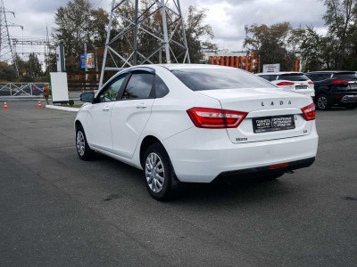 LADA Vesta 1.6 MT (106 л. с.)