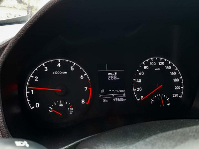 Hyundai Solaris 1.6 MT (123 л.с.)