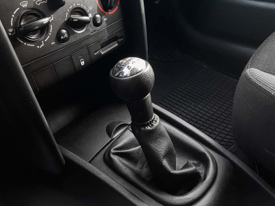 Peugeot 207 1.4 MT (90 л.с.)