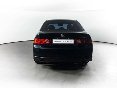 Honda Accord 2.0 AT (155 л.с.)