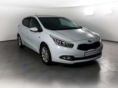 Kia Ceed 1.6 AT (129 л. с.)