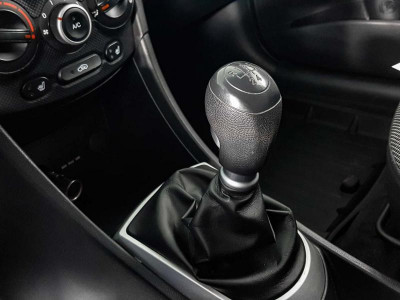 Hyundai Solaris 1.6 MT (123 л. с.)