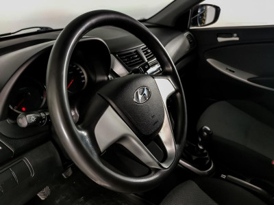 Hyundai Solaris 1.6 MT (123 л. с.)