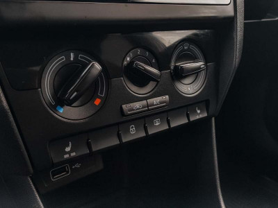 ŠKODA RAPID 1.6 MT (90 л. с.)
