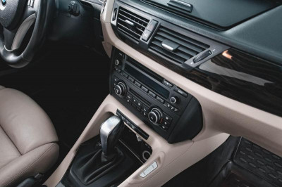 BMW X1 xDrive28i 6AT (258 л. с.)